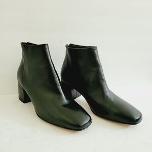 NEW Cordani Brynn Black Leather Bootie Size 7.5-8